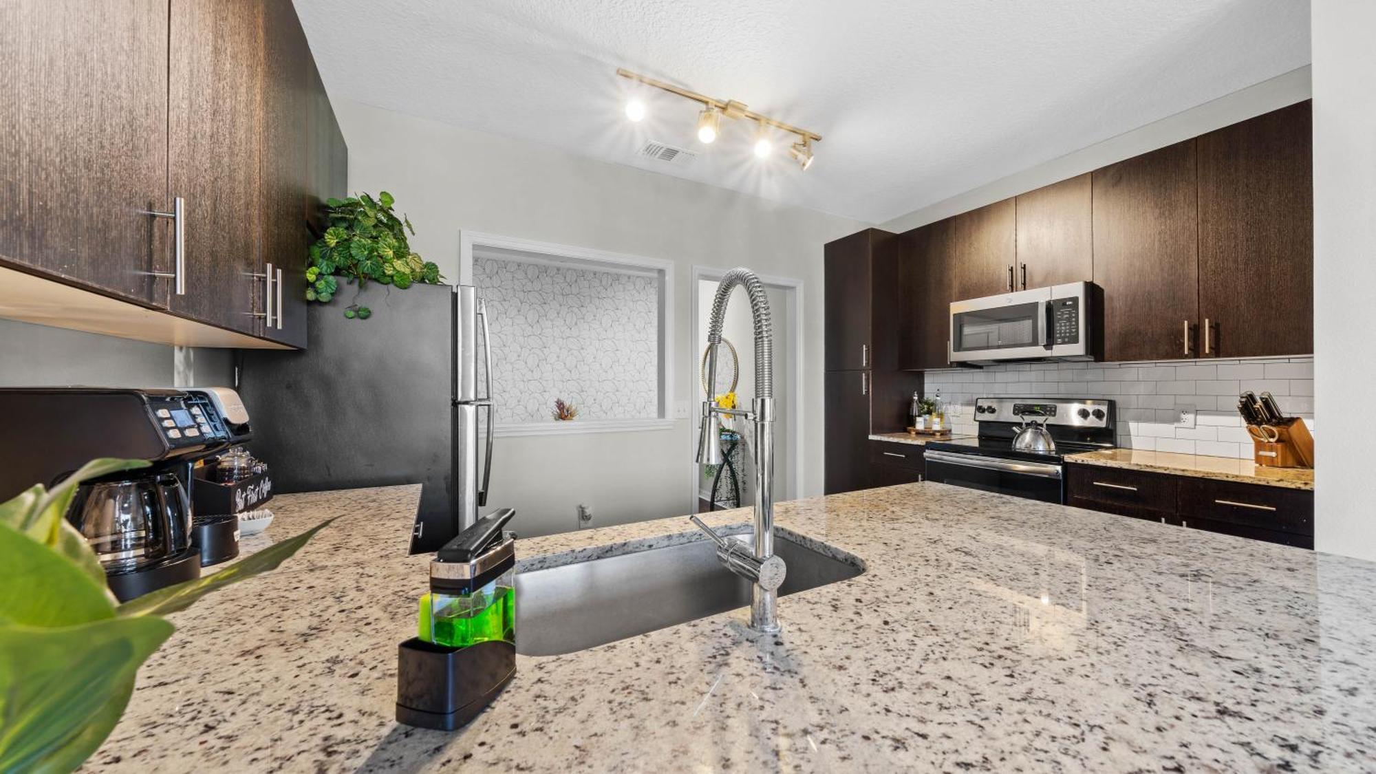 Cozy 2Br2Ba Gem-Near Airport Apartment Tampa Luaran gambar